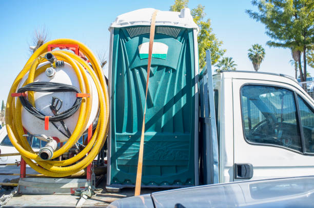 Porta potty delivery and setup in Coal Valley, IL